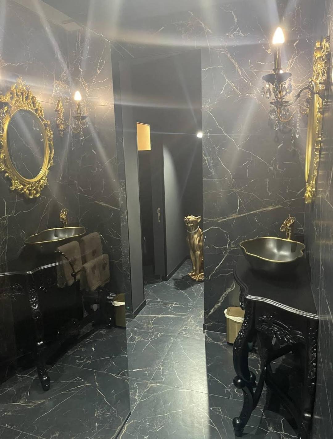 Nuit Romantique - Jacuzzi - Beziers - Romance Royale Εξωτερικό φωτογραφία